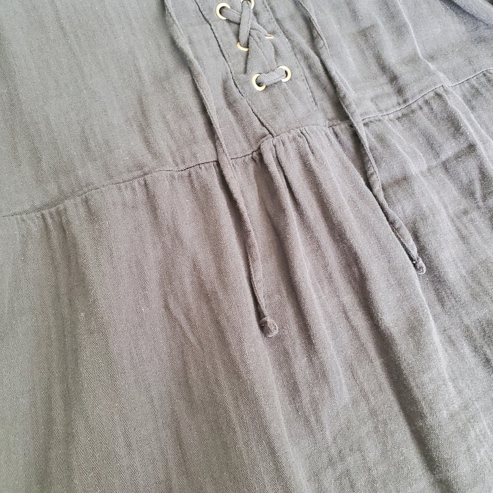 Dark Grey Soft Twil Laceup Peplum Hem Top - Picture 4 of 10